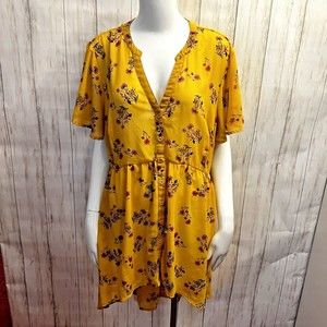 SOLD! Torrid Sheer Yellow Floral Overlay Top Kimono Hi Lo Button Front 2 2X